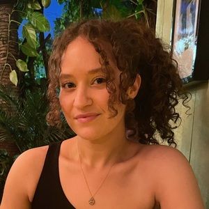 Meet your Posher, Alexandra